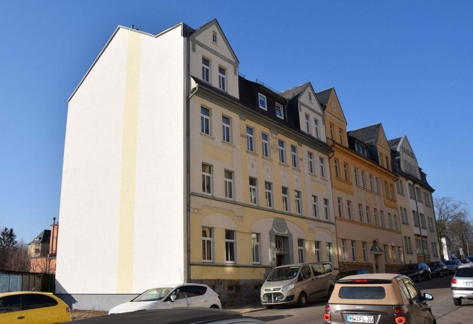 Balkon • 4 Zimmer • Parkett & Laminat • Tageslichtbad • Limbach-Oberfrohna • zentrale Lage • Termin? - Foto 3