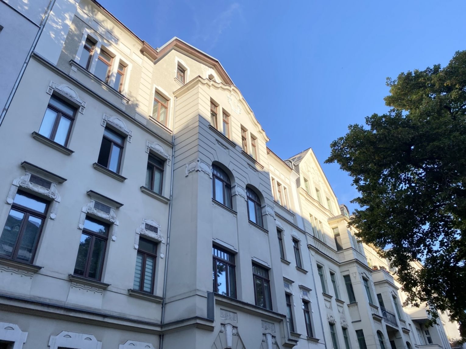 4 Zimmer • Dachgeschoss • mit Balkon • auf dem Kaßberg • in Chemnitz • zum Kauf • Kapitalanlage