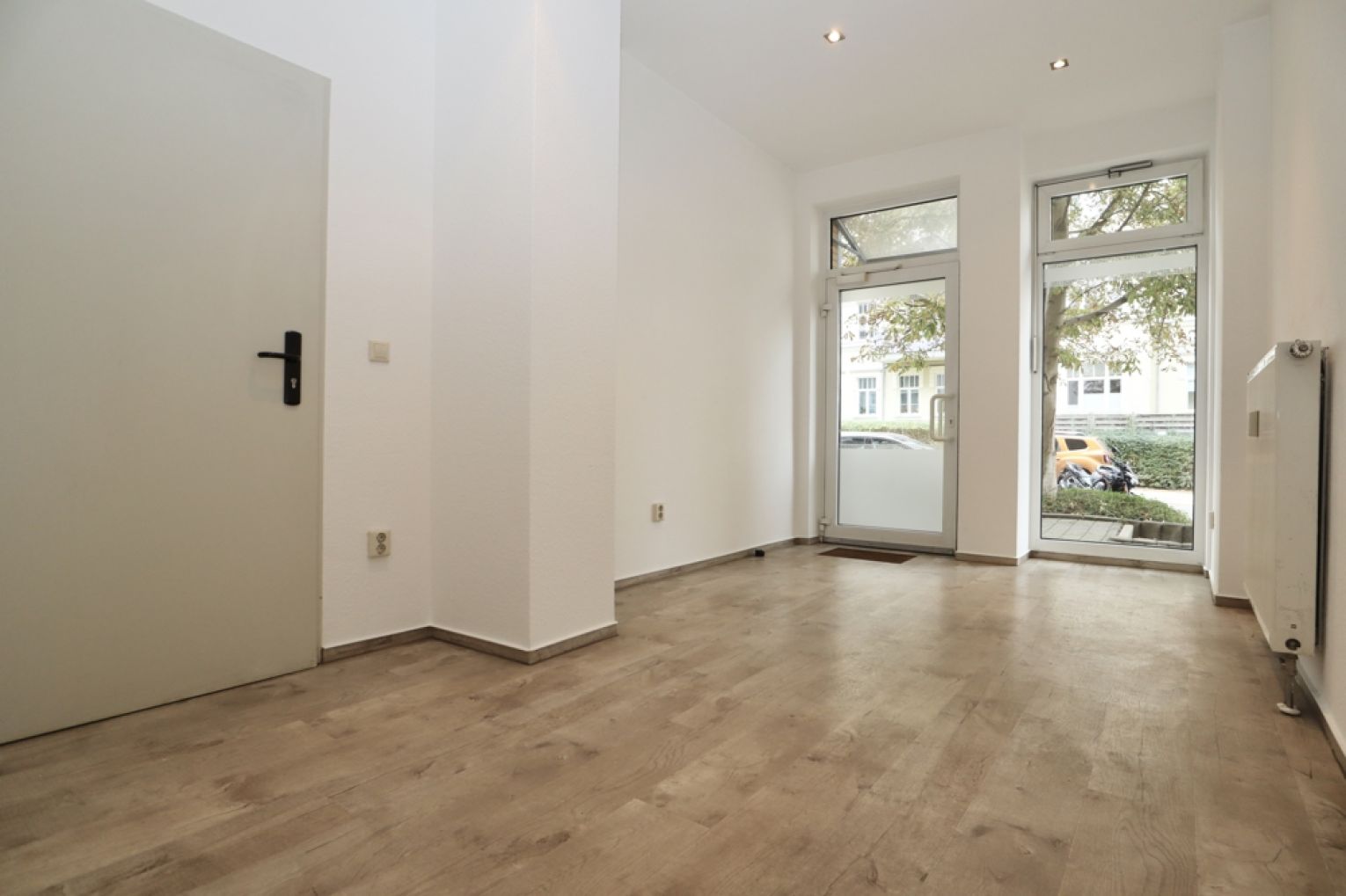 Kapitalanlage • Büro • 1,5 Räume • TG-Stellplatz • Kaßberg • zum Kauf • vermietet