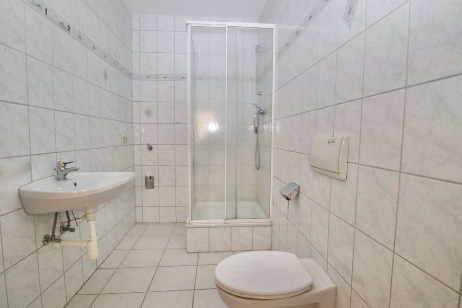 2-Raum Wohnung in Chemnitz • Dusche • Rottluff •  schnell sein lohnt sich