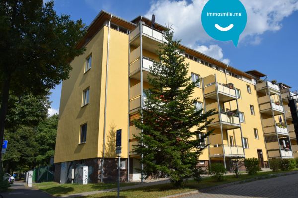 4 Zimmer • Südbalkon • Laminat • Stellplatz • Fussbodenheizung • Bad mit Fenster & Wanne • mieten!?