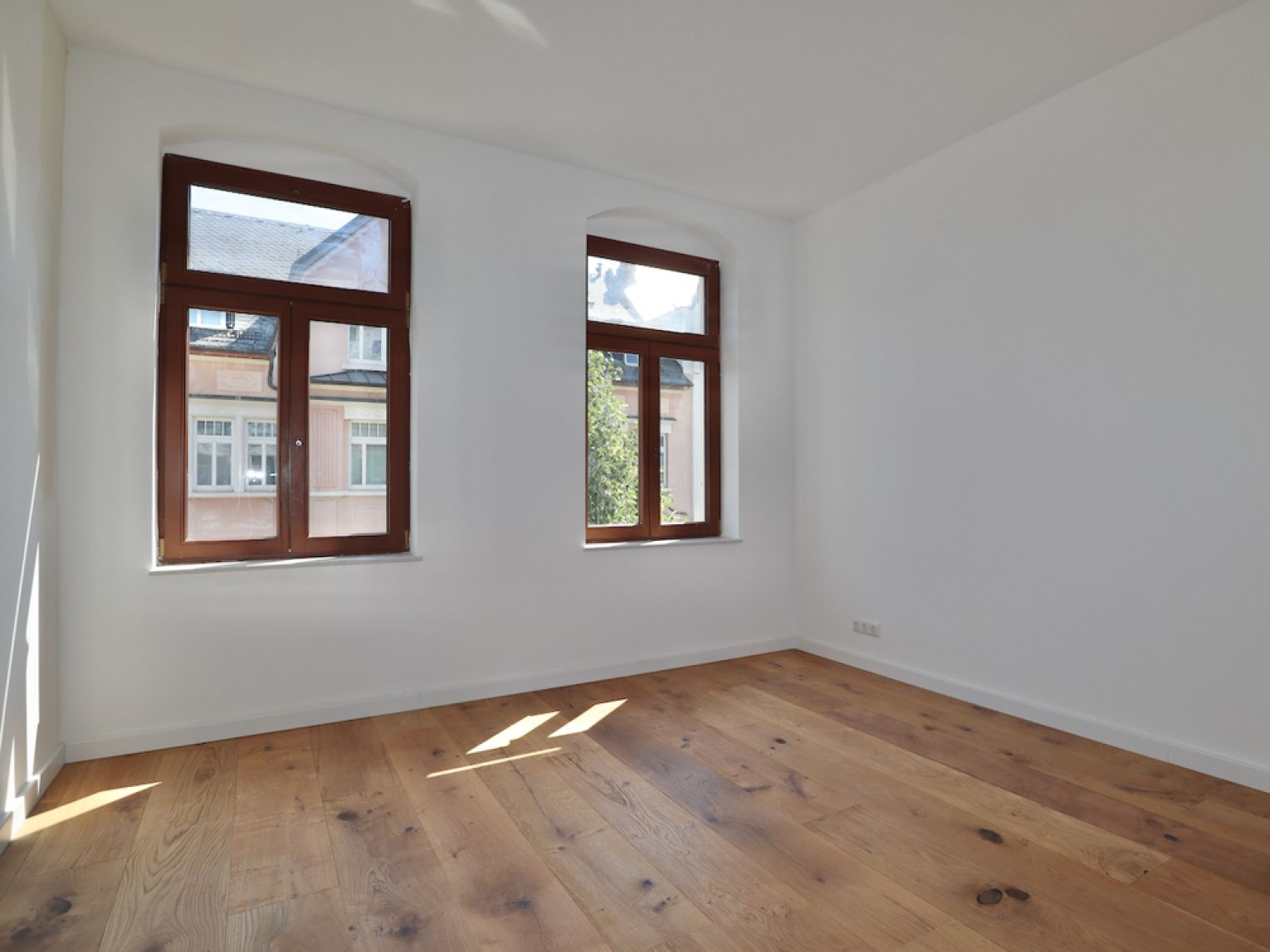 Erstbezug • auf dem Sonnenberg • zur Miete • 2 Zimmer • mit Balkon • im Erdgeschoss • hochwertig