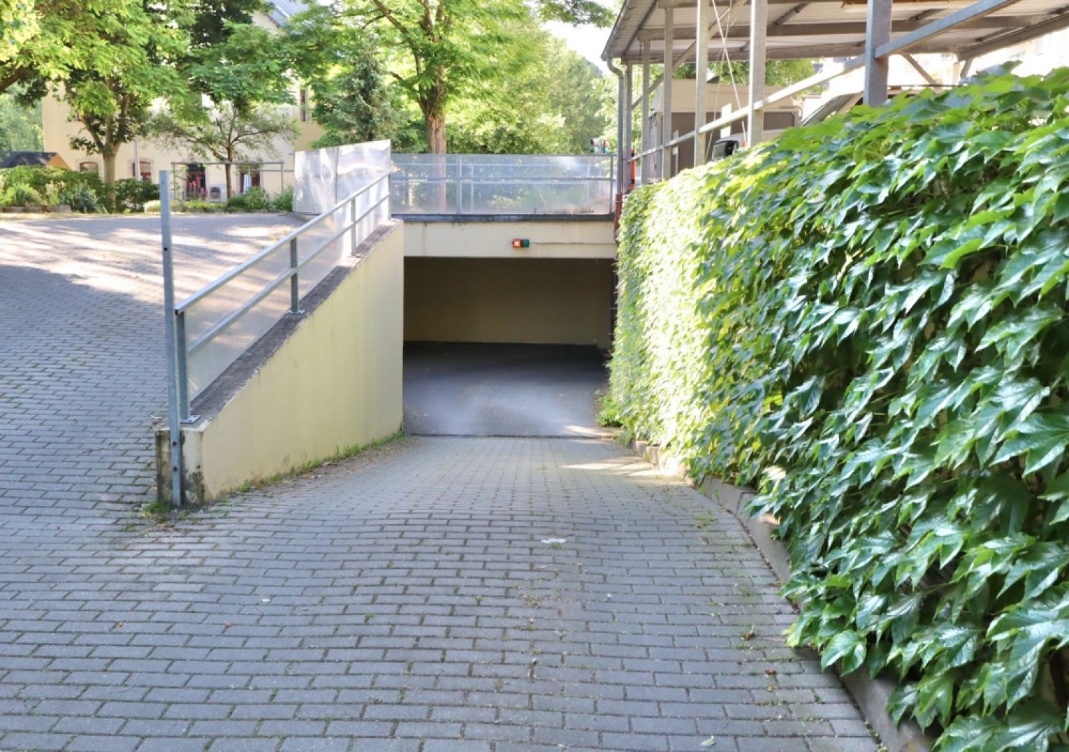 3-Raum Wohnung in Chemnitz • Balkon • Einbauküche • Stellplatz • Altchemnitz • jetzt anrufen