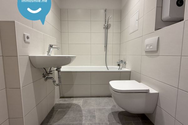 TOP • 2-Zimmer Wohnung • in Kappel • Balkon • Laminat • Komplett saniert • jetzt mieten !?