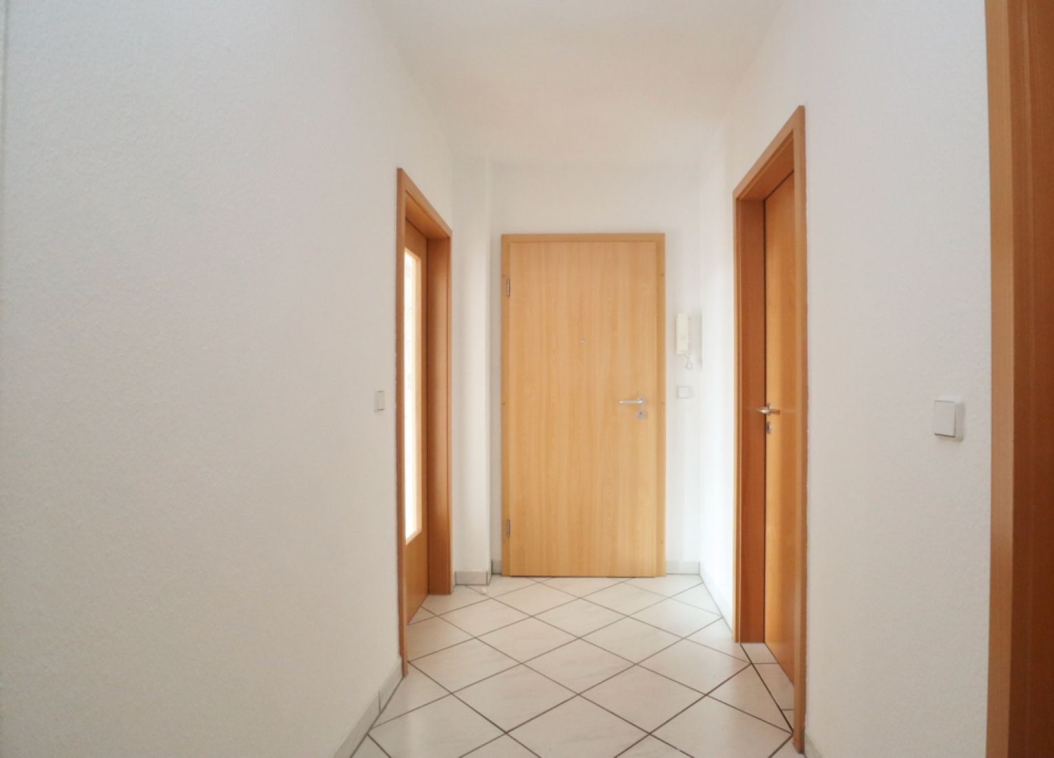 Rabenstein • in Chemnitz • Einbauküche • Tageslichtbad • 3-Raum Wohnung • Balkon • Stellplatz
