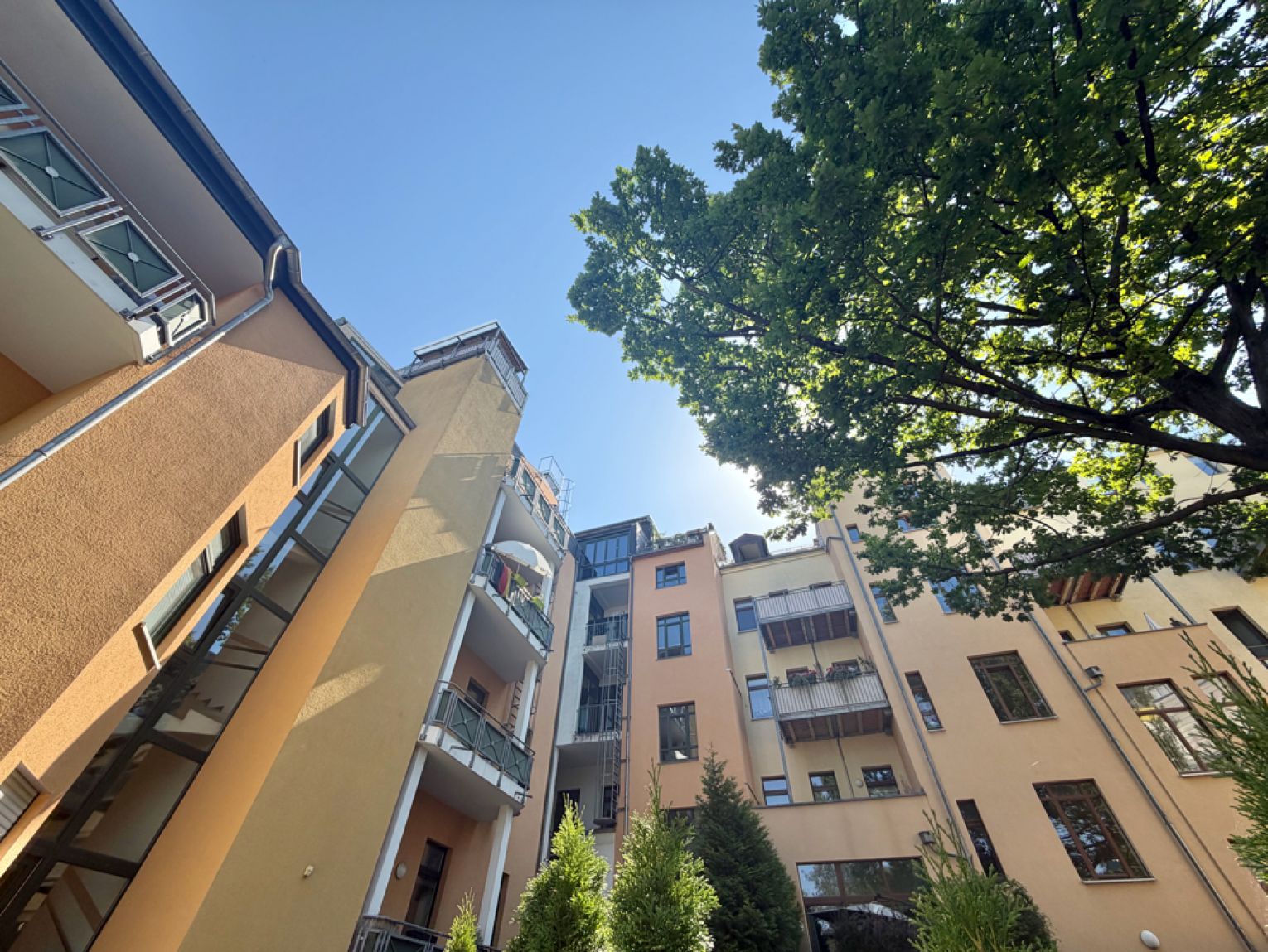 in Chemnitz • Eigentumswohnungen • im Paket • mit Balkon • Stellplatz • Schloßchemnitz • 2-2-Raum