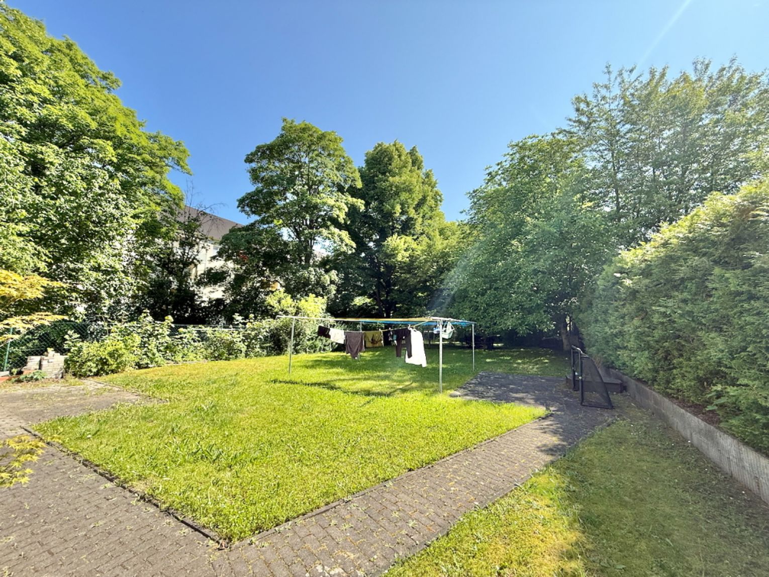 Gablenz • 2-Raum Wohnung • Dachgeschoss • Wanne • in Chemnitz • Studentenviertel • Nahe Uni • mieten
