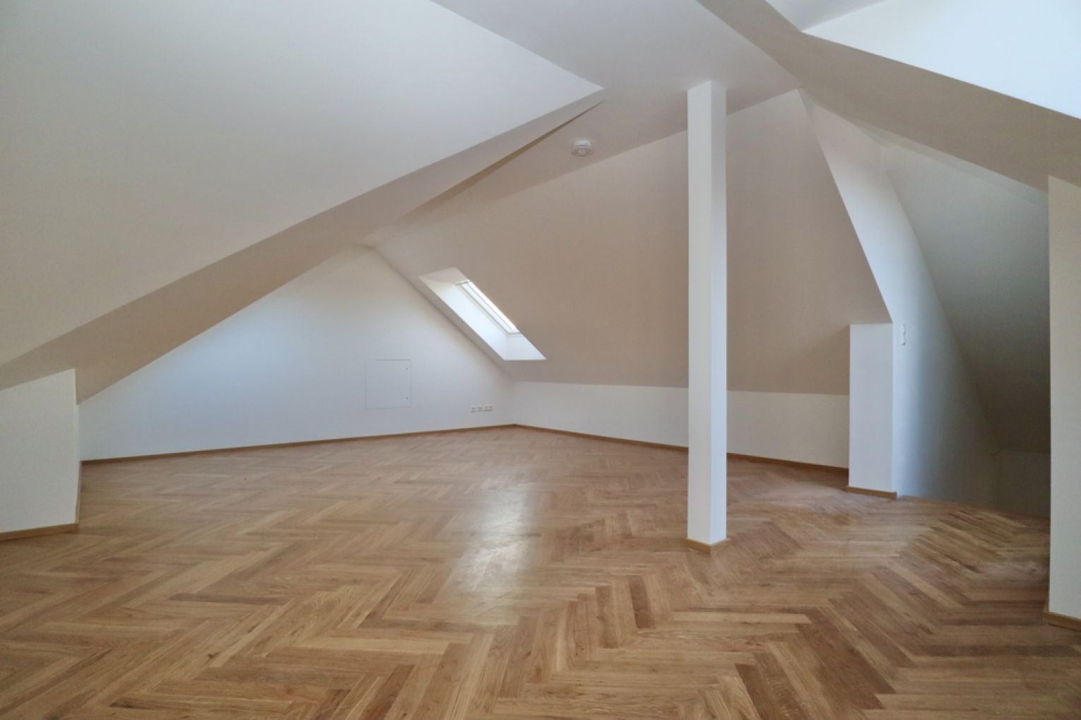 Terrasse • 5-Zimmer • Maisonette • ERSTBEZUG • Chemnitz • Fußbodenheizung • Sonnenberg • jetzt mieten