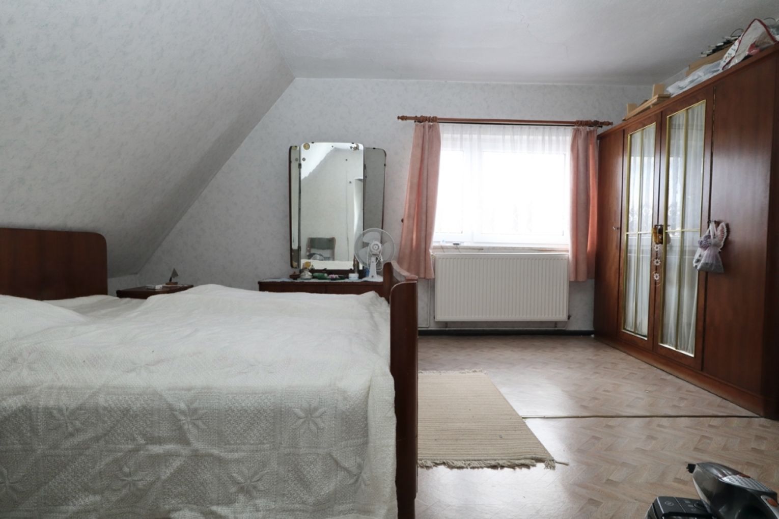 Doppelhaushälfte • Schneeberg • 3 Zimmer • 4 Zimmer möglich • Schuppen • Garten