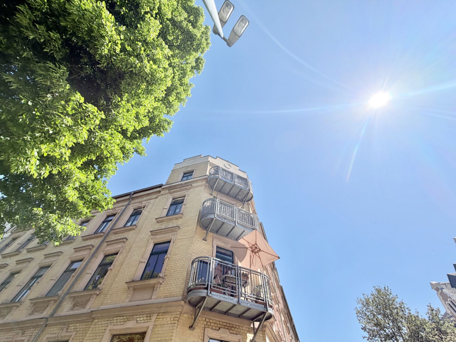 2 Zimmer • Balkon • Dachgeschoss • in Chemnitz • modern und neu • schnell sein und direkt mieten!