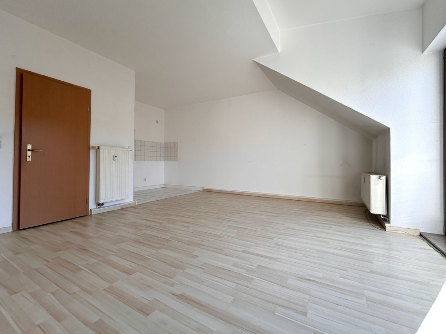 Altendorf • 2-Raum Wohnung • in Chemnitz • Balkon • zur Miete • Stellplatz • jetzt anschauen