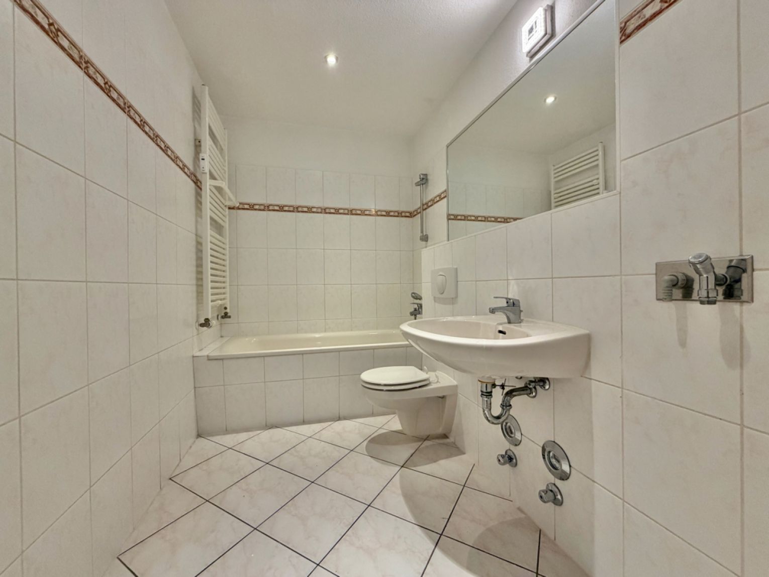 Altendorf • 3-Raum Wohnung • in Chemnitz • Einbauküche • zur Miete • Aufzug • jetzt besichtigen