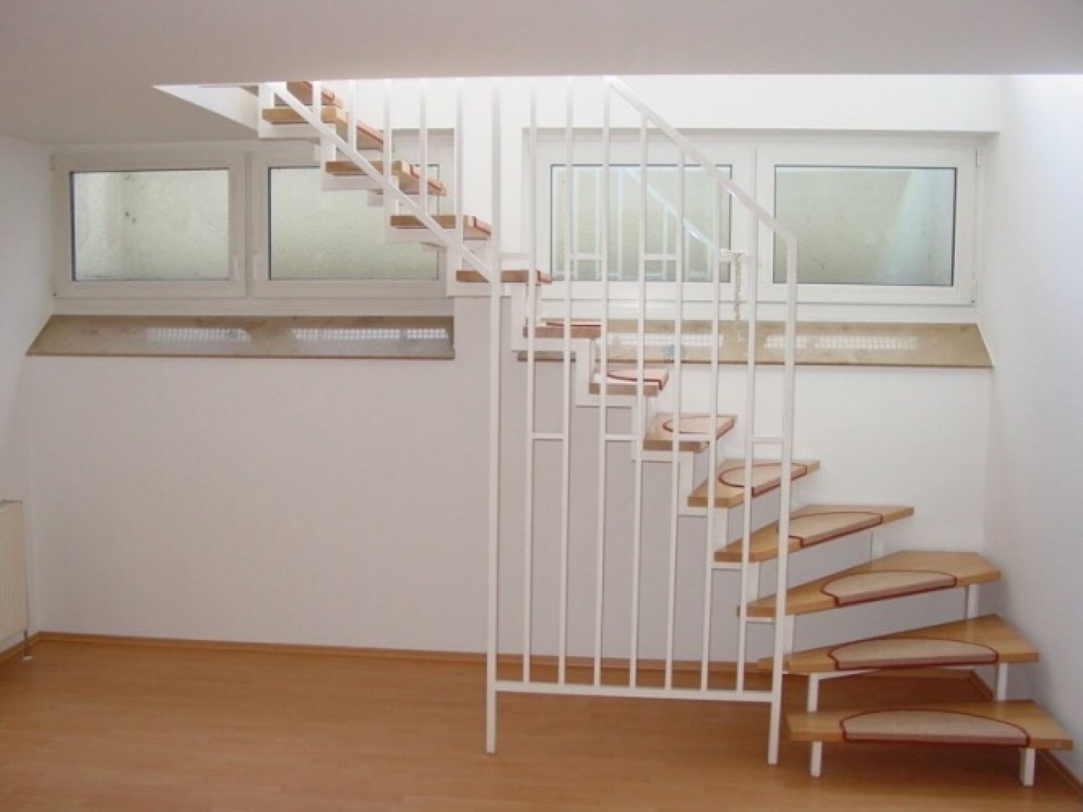 Mietwonhung • Maisonette • 4 Zimmer • Terrasse • 2 Bäder • jetzt anschauen und mieten