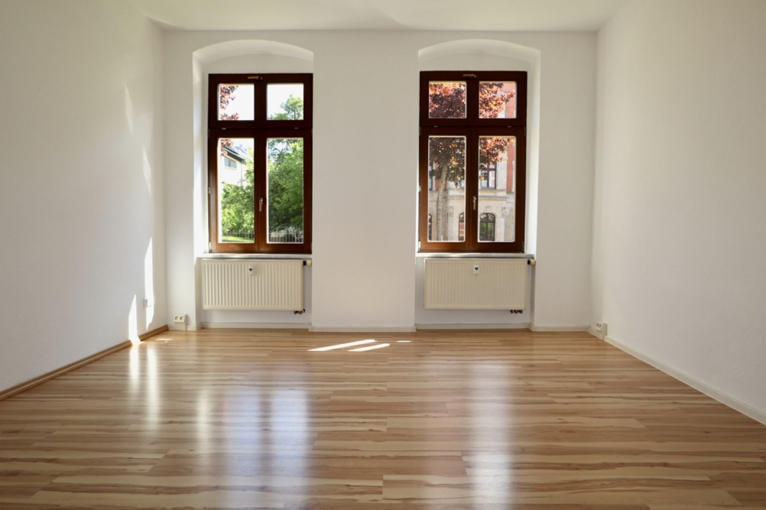 3-Raum Wohnung • Kaßberg • in Chemnitz • Kaltmietfrei • Wanne • Einbauküche • jetzt anrufen