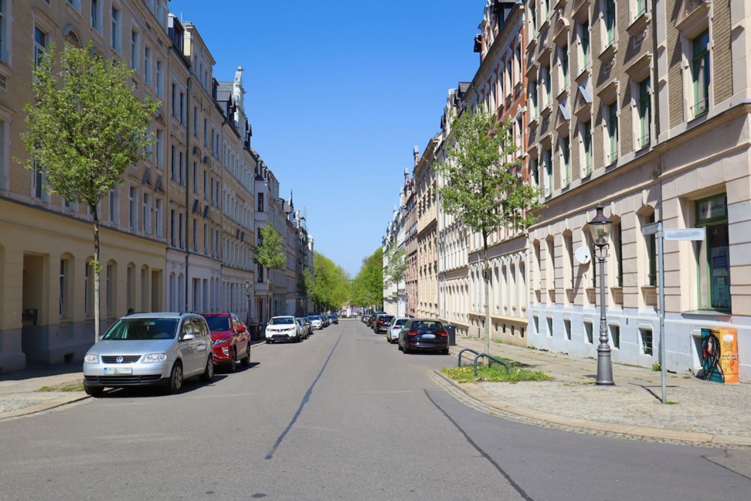 Sonnenbalkon • 4 Zimmer • Chemnitz • Fussbodenheizung • Laminat • Tageslichtbad • Wanne & Dusche