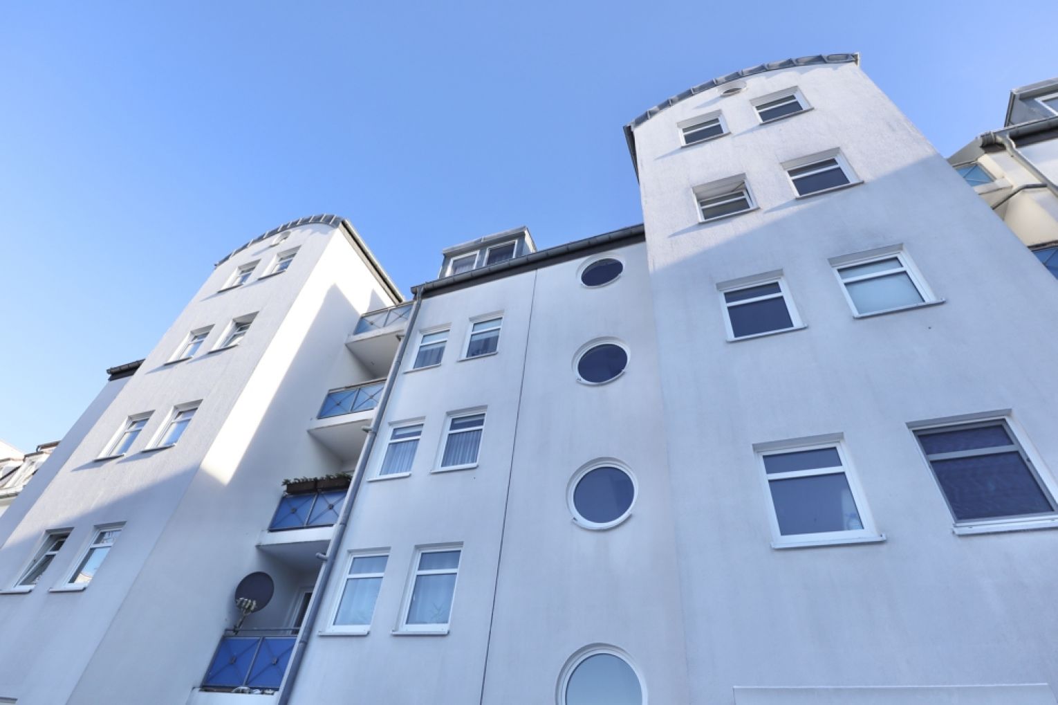 2-Raum Wohnung • Aufzug • individuell • Schloßchemnitz • Einbauküche  • bald wieder frei !
