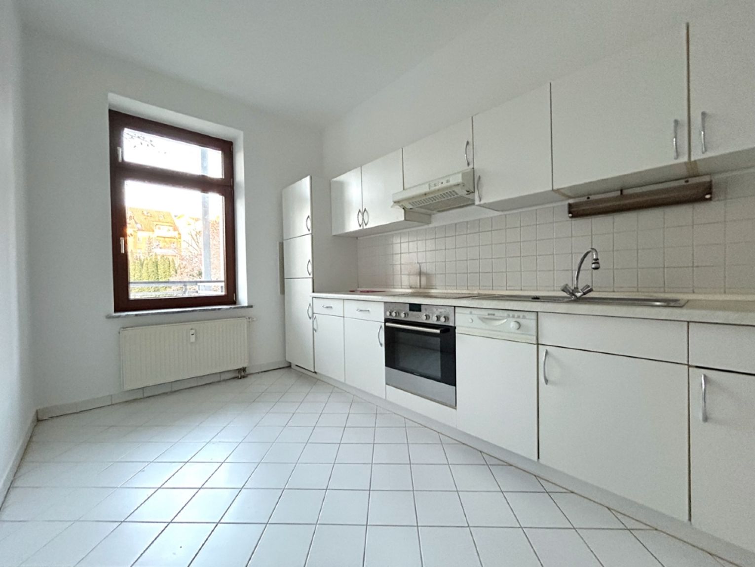 Schloßchemnitz • 2-Zimmer • Single-/Studentenwohnung • Einbauküche • Stellplatz • Balkon • zur Miete