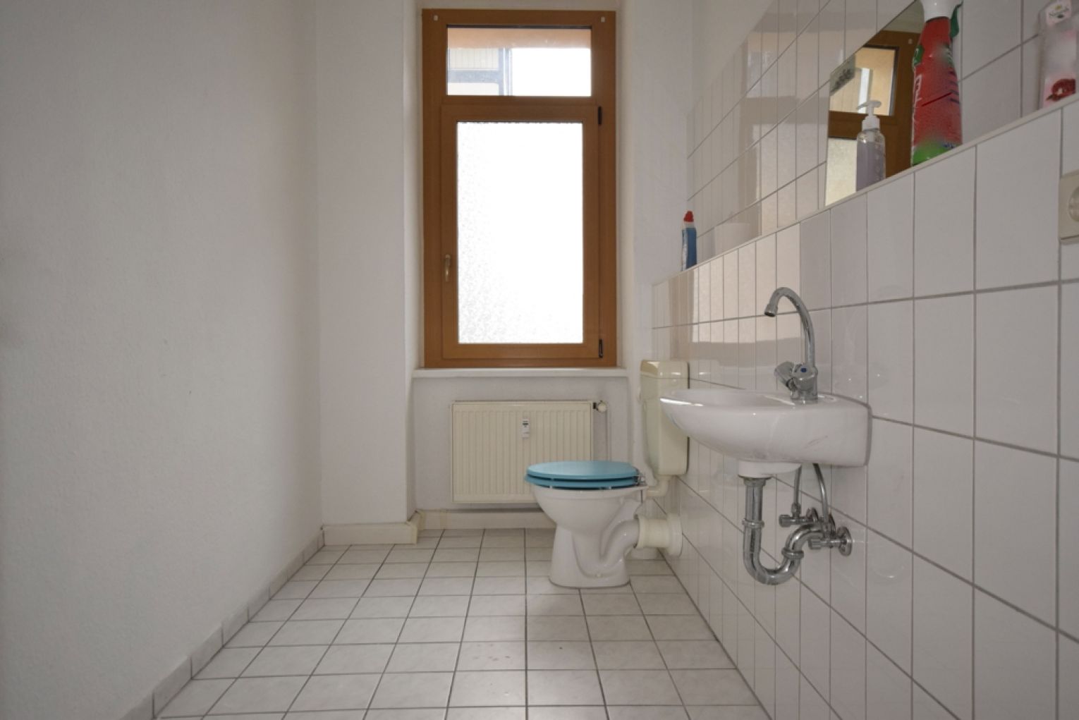 Bürofläche • hell und freundlich • frei gestaltbar • einmal anschauen ?