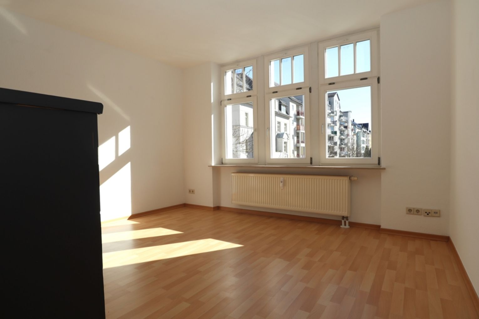 Kaßberg • 2 Raum Wohnung • Dusche • gemütlicher Grundriss • Einbauküche • jetzt anrufen