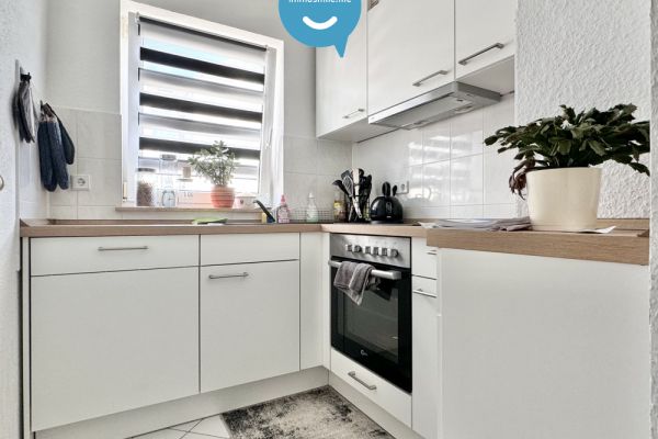 2-Raum Wohnung • Aufzug • individuell • Schloßchemnitz • Einbauküche  • bald wieder frei !