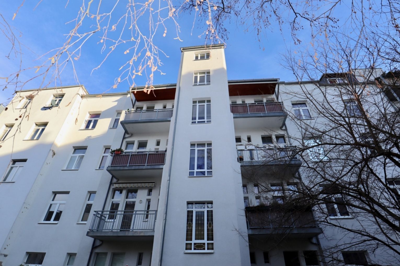 KAßBERG • 2-Zimmer • Loggia • individueller Grundriss • moderne. Einbauküche • schnell mieten