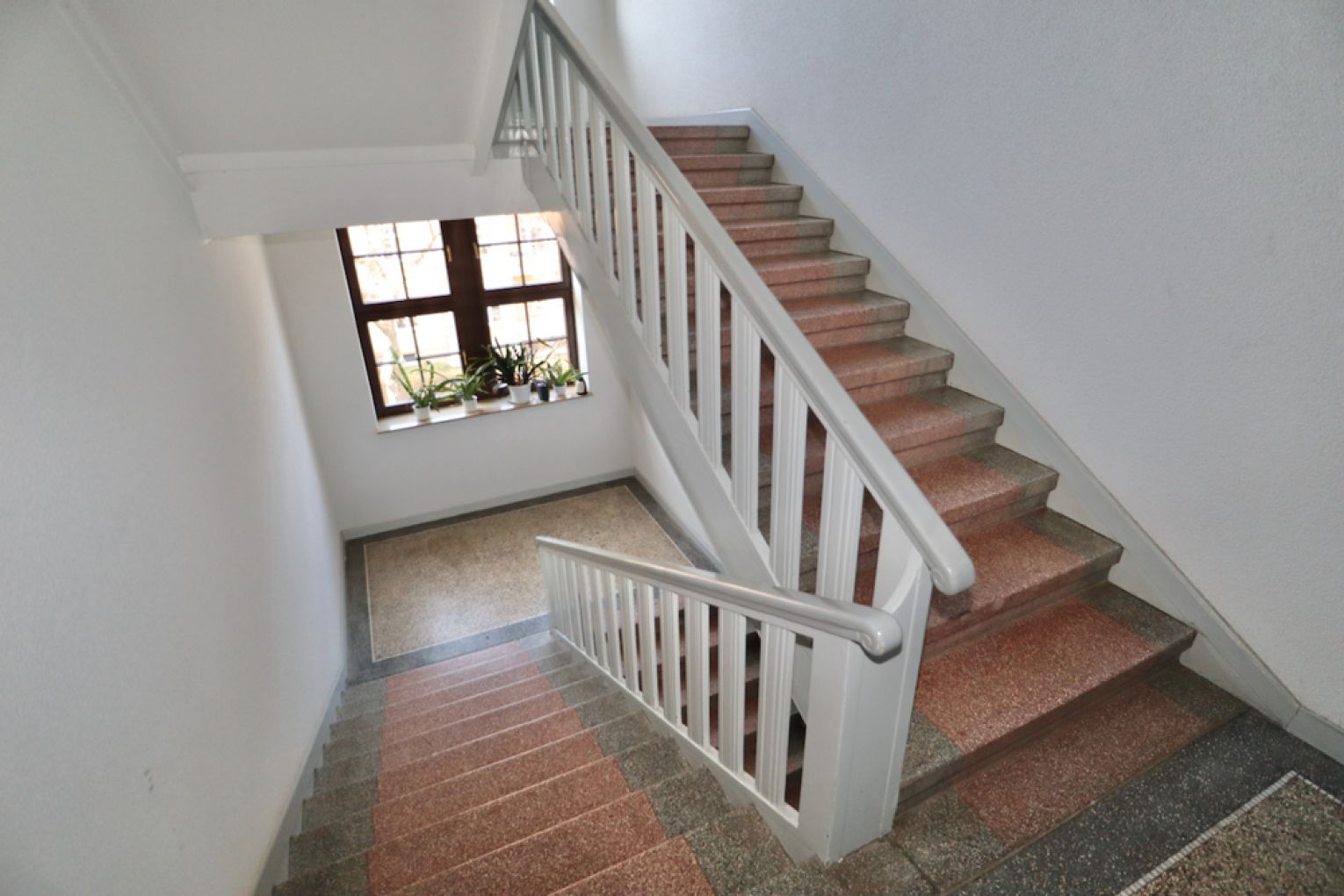 Eigentumswohnung • auf dem Kaßberg • in Chemnitz • vermietet • 2 Zimmer • mit Tiefgarage • zum Kauf!