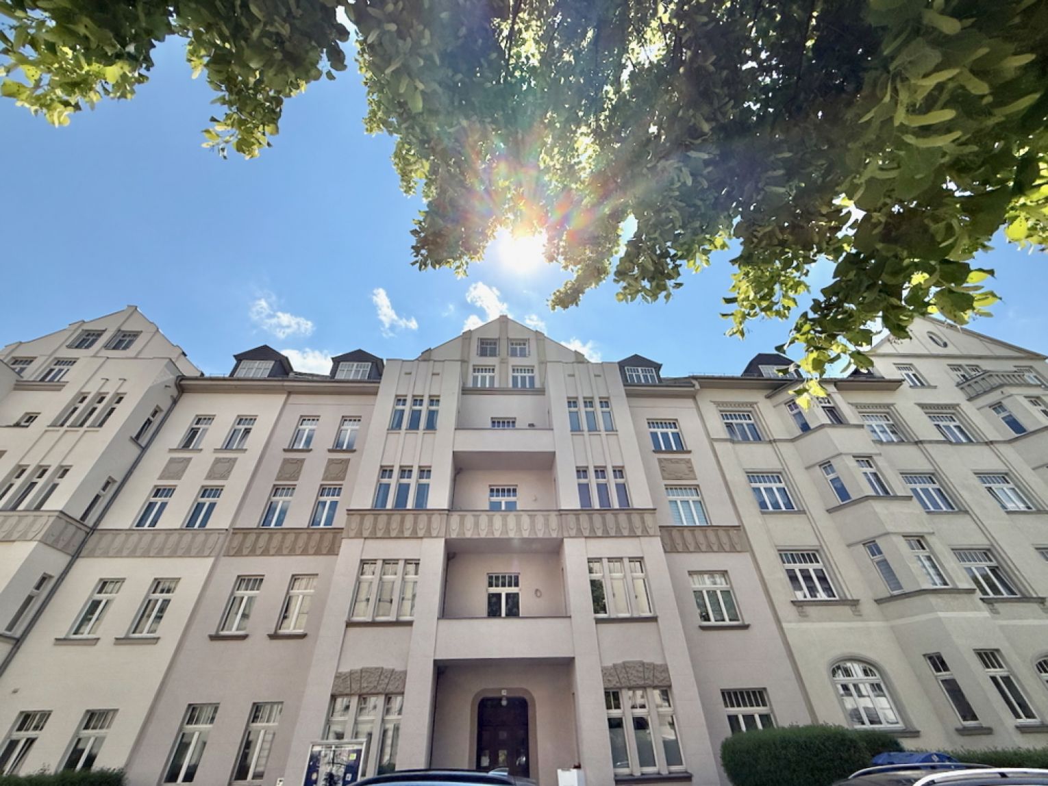 auf dem Kaßberg • in Chemnitz • 3 Zimmer • Maisonette • Tiefgarage • schnell sein und kaufen!