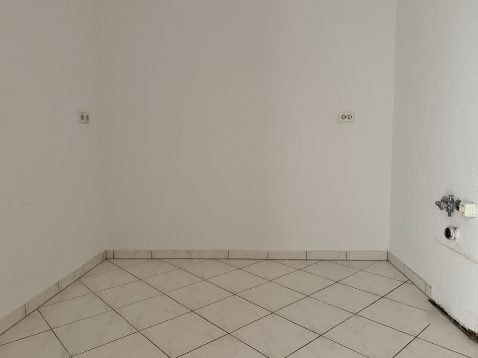 3-Zimmer Wohnung • in Kappel • Balkon • optionale Einbauküche • Bad mit Wanne und Fussbodenheizung