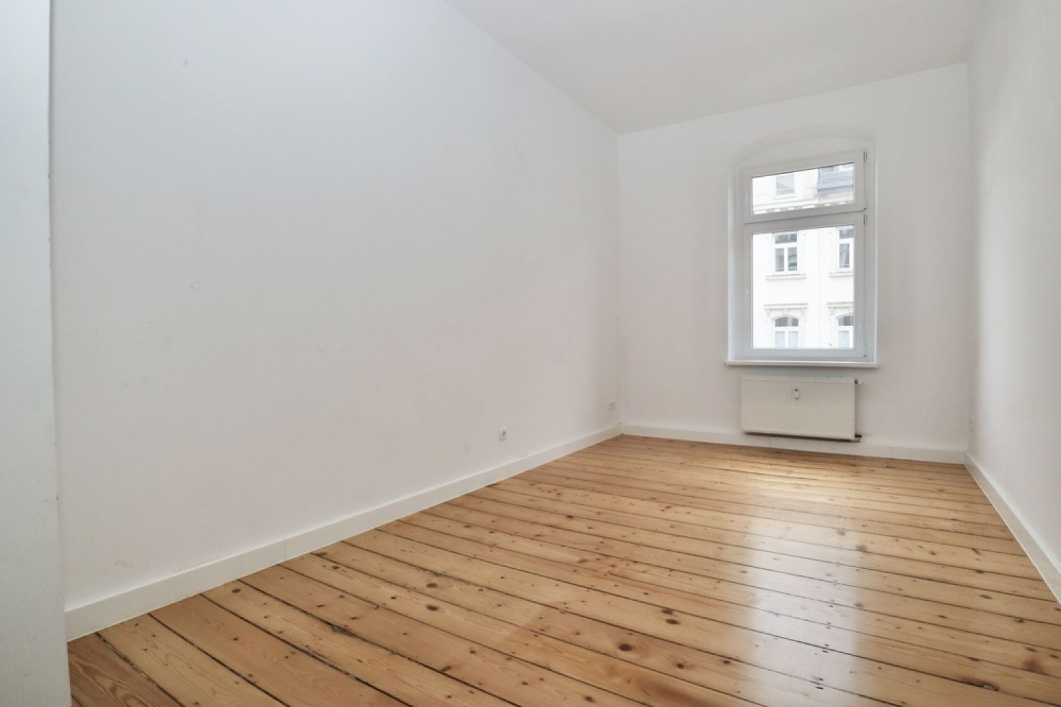 4-Raum Wohnung • Sonnenberg  • Balkon • in Chemnitz • jetzt anrufen • Altbau • Tageslichtbad