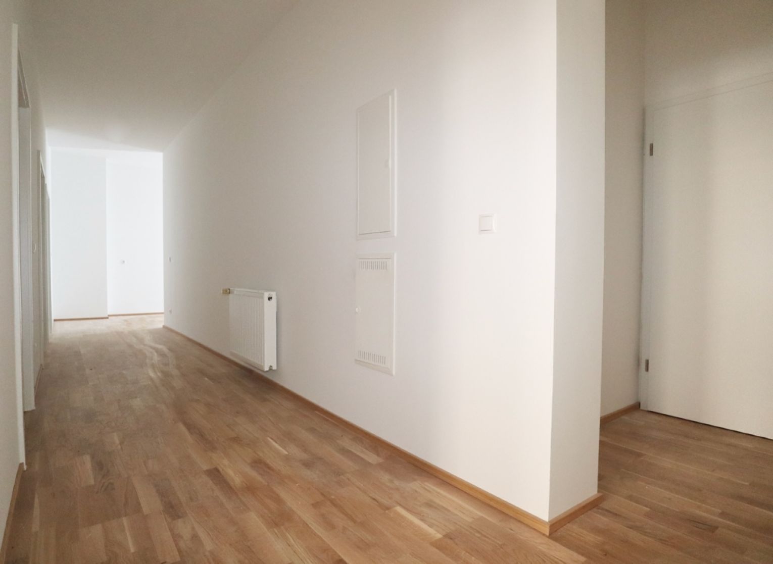 4-Raum Wohnung • Terrasse • Tageslichtbad • Wanne/Dusche • Einbauküche • Stellplatz • jetzt anrufen
