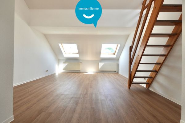 3 Zimmer • Dachgeschoss • Maisonette • mit Einbauküche • in Bernsdorf • jetzt mieten
