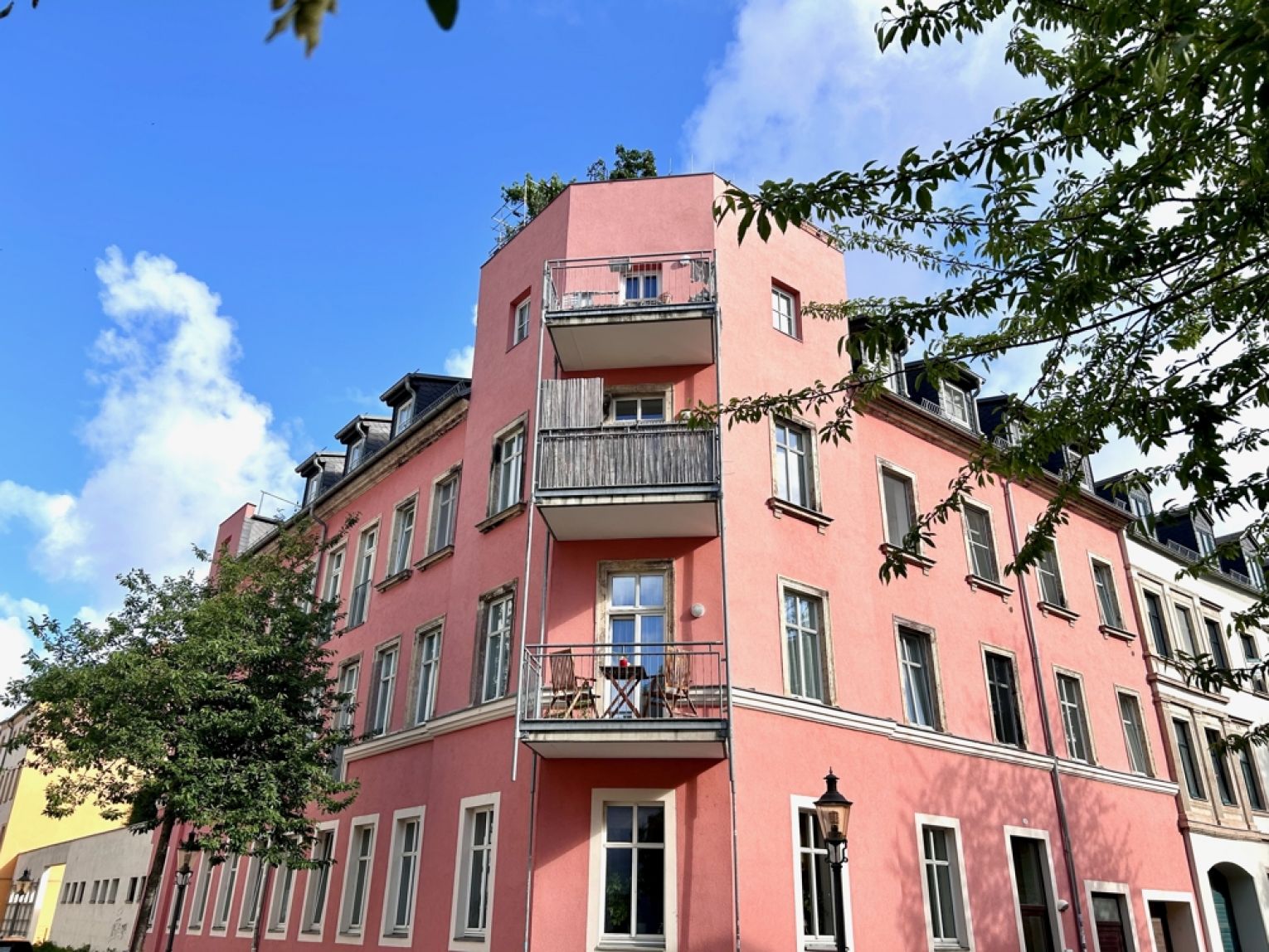 Zentrum • 2 Zimmer • zur Miete • Chemnitz • Stellplatz • großer Garten • ruhige Lage