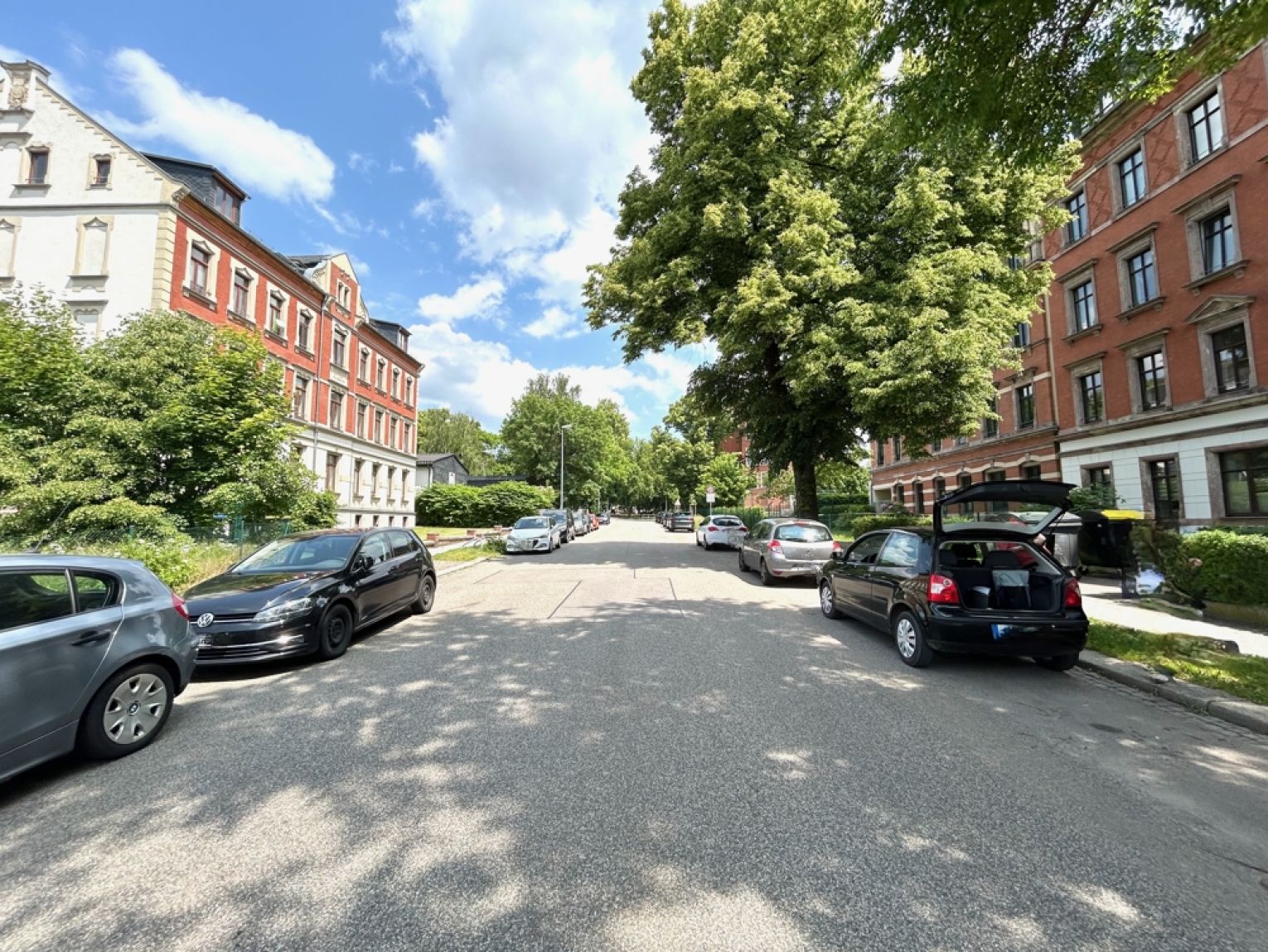 Schloßchemnitz • Küchwaldnähe • vermietet • 2-Zimmer • Stellplatz • Dachgeschoss • Balkon • kaufen