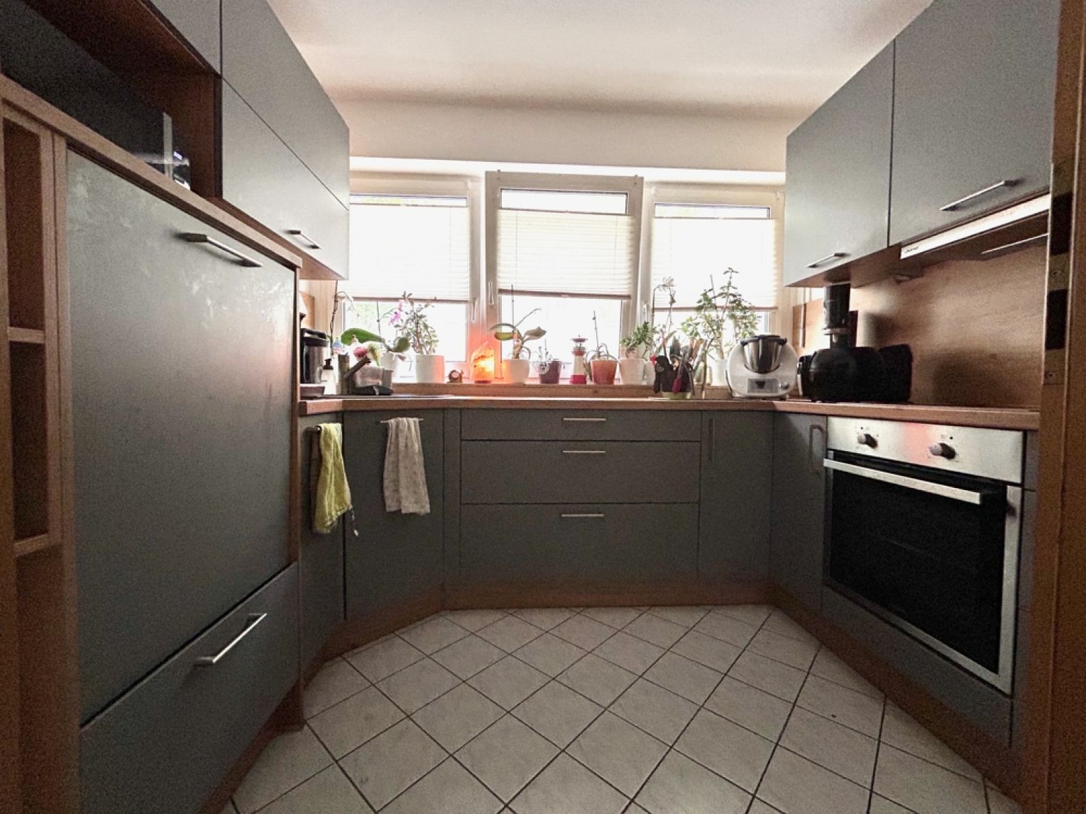 Mietwonhung • Maisonette • 4 Zimmer • Terrasse • 2 Bäder • jetzt anschauen und mieten