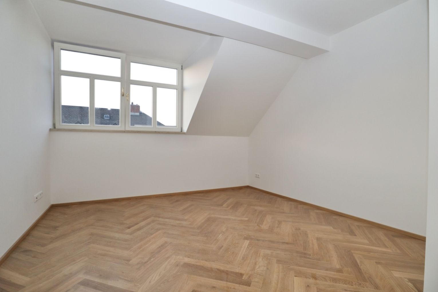 Terrasse • 5-Zimmer • Maisonette • ERSTBEZUG • Chemnitz • Fußbodenheizung • Sonnenberg • jetzt mieten