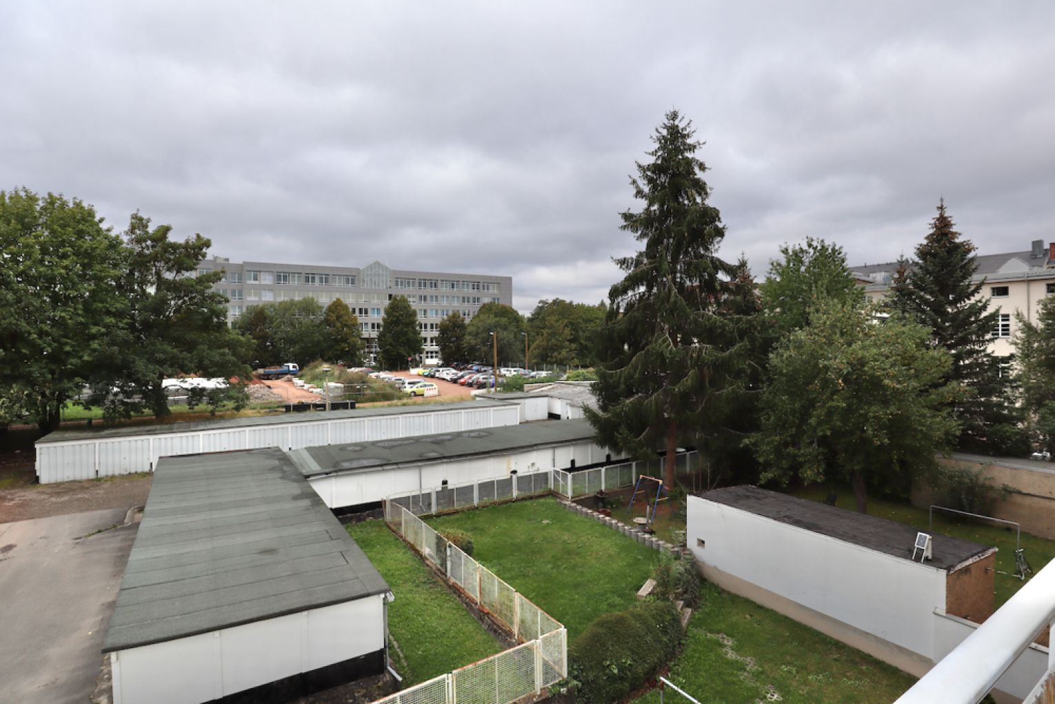 2-Raum • zur Miete • WG-geeignet • mit Einbauküche • Balkon • in Bernsdorf • Chemnitz