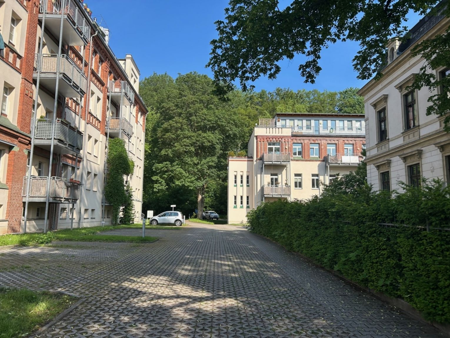 Eigentumswohnung • vermietet • 2 Balkone • Beckerhof • 3-Zimmer • zum Kauf