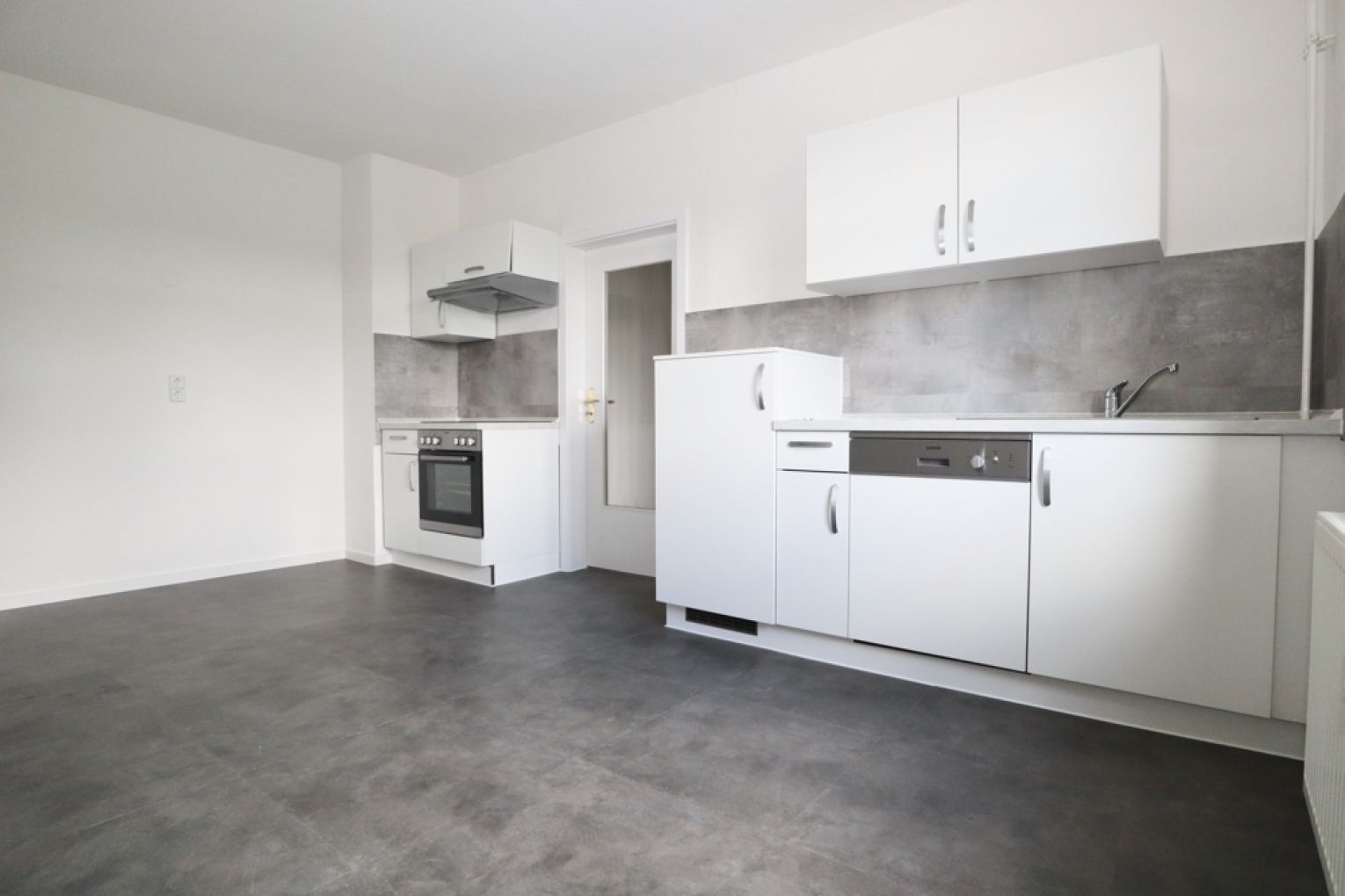 Gutschein • Einbauküche • 2-Raum Wohnung • in Chemnitz • saniert • Tageslichtbad • jetzt mieten!