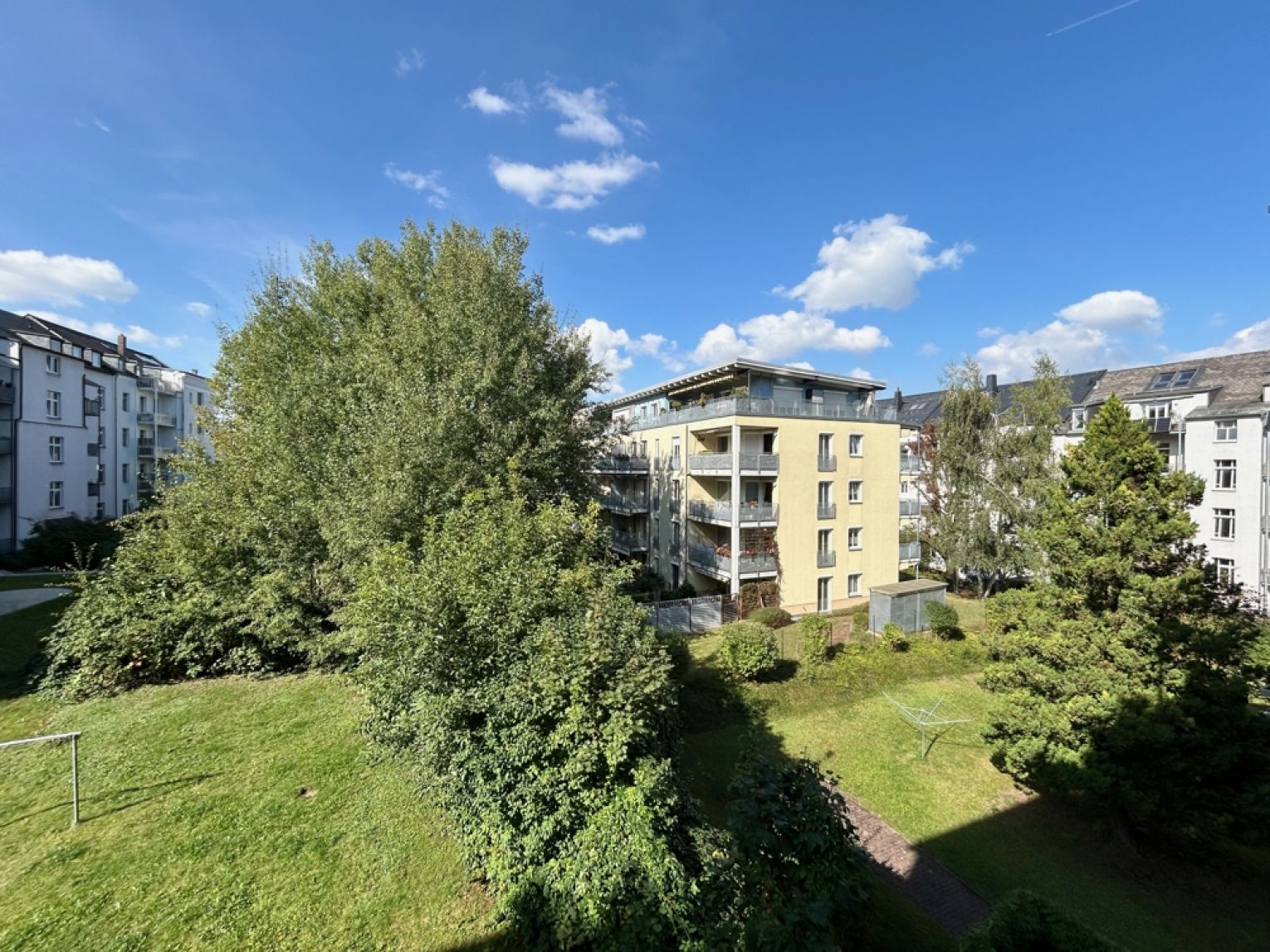 3 Zimmer • mit Balkon • Bad mit Wanne und Dusche • auf dem Schloßberg • zur Miete • in Chemnitz