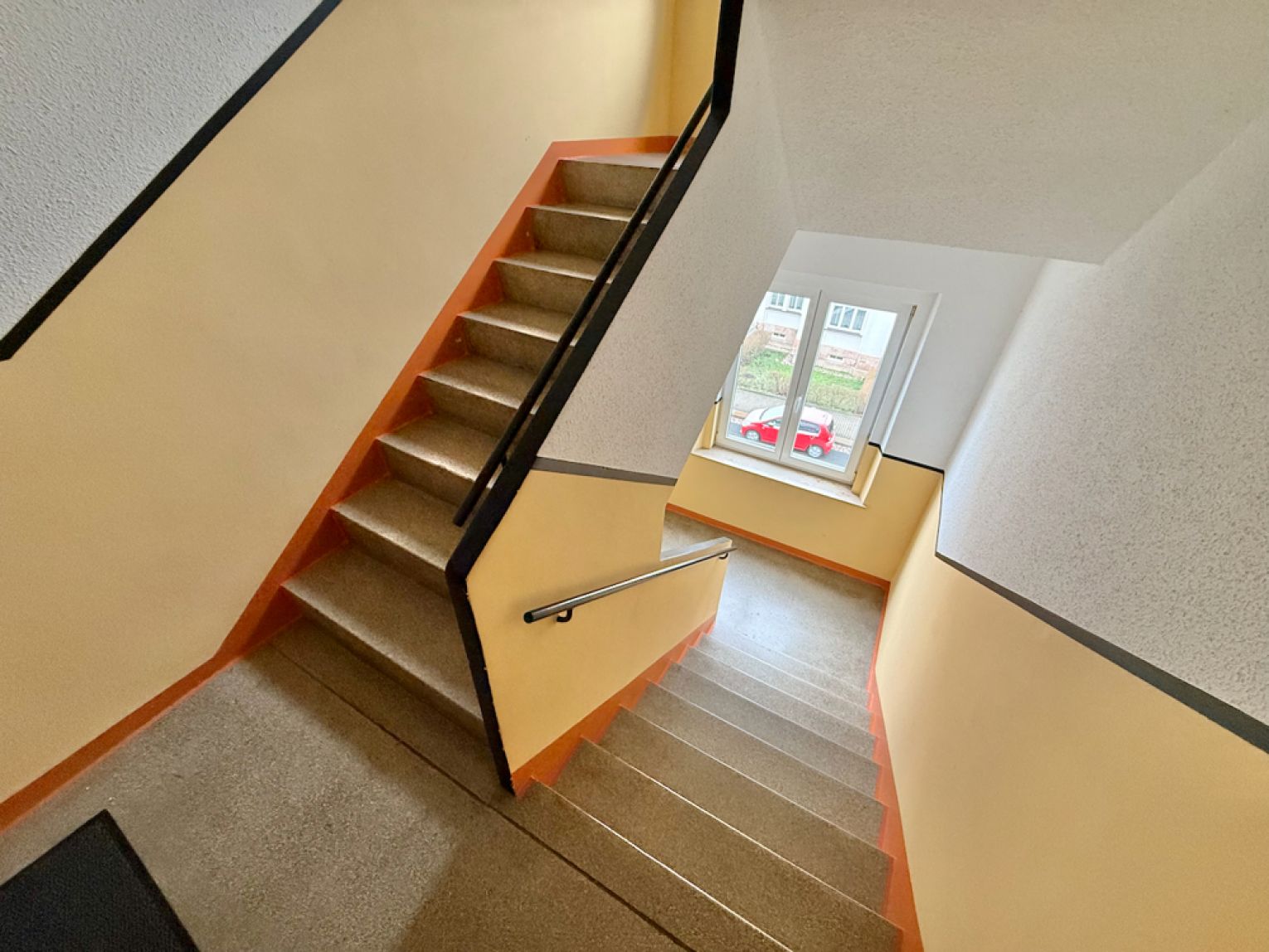 2 Zimmer • mit Balkon • in Chemnitz • Humboldthöhe • zur Miete • mit Einbauküche • jetzt anschauen!