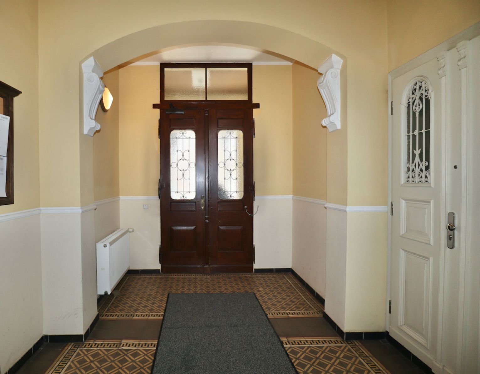 Eigentumswohnung • 4-Zimmer • beste Lage • vermietet • in Schloßchemnitz • zum Kauf