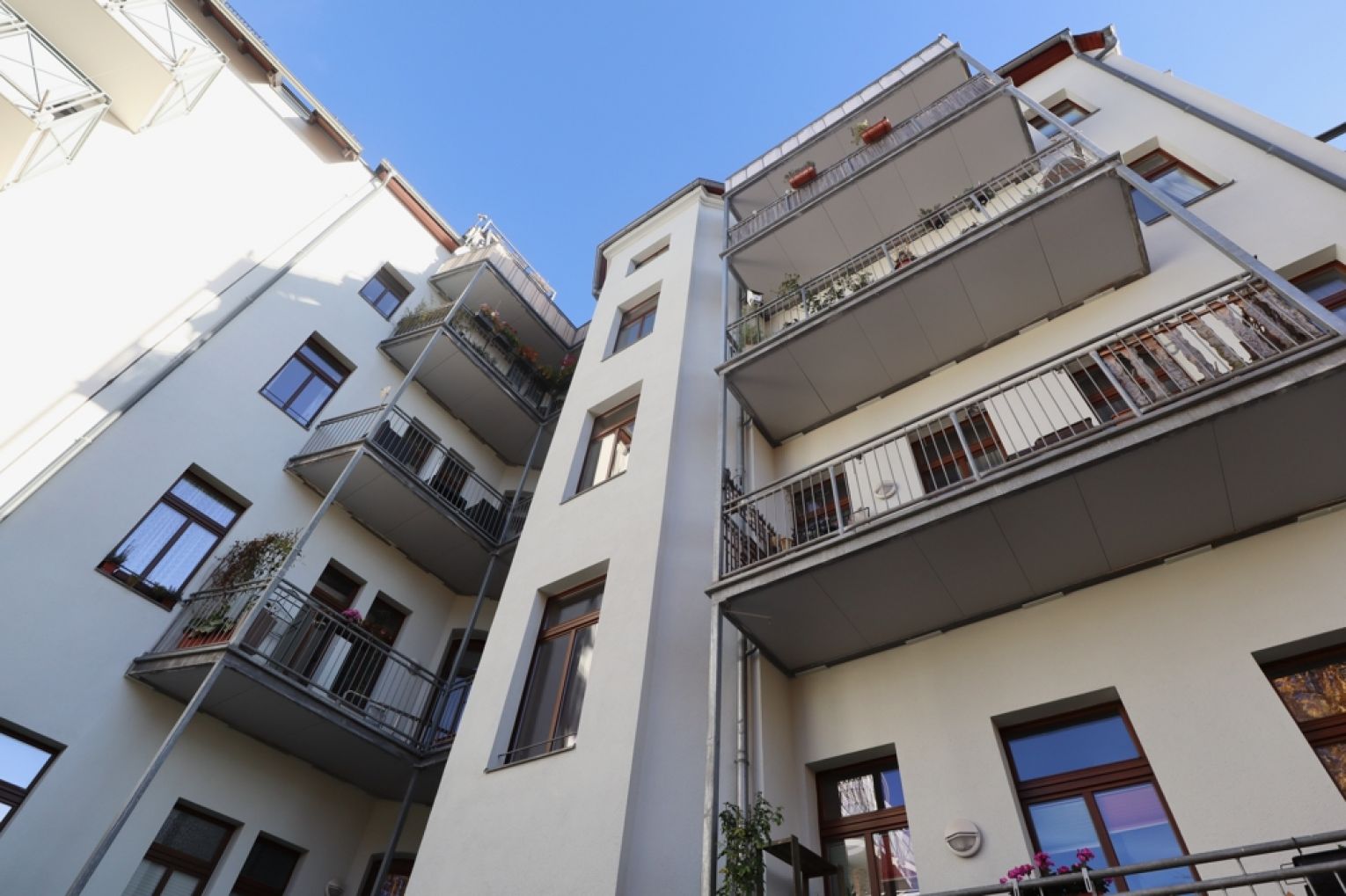 Eigentumswohnung • 4-Zimmer • beste Lage • vermietet • in Schloßchemnitz • zum Kauf