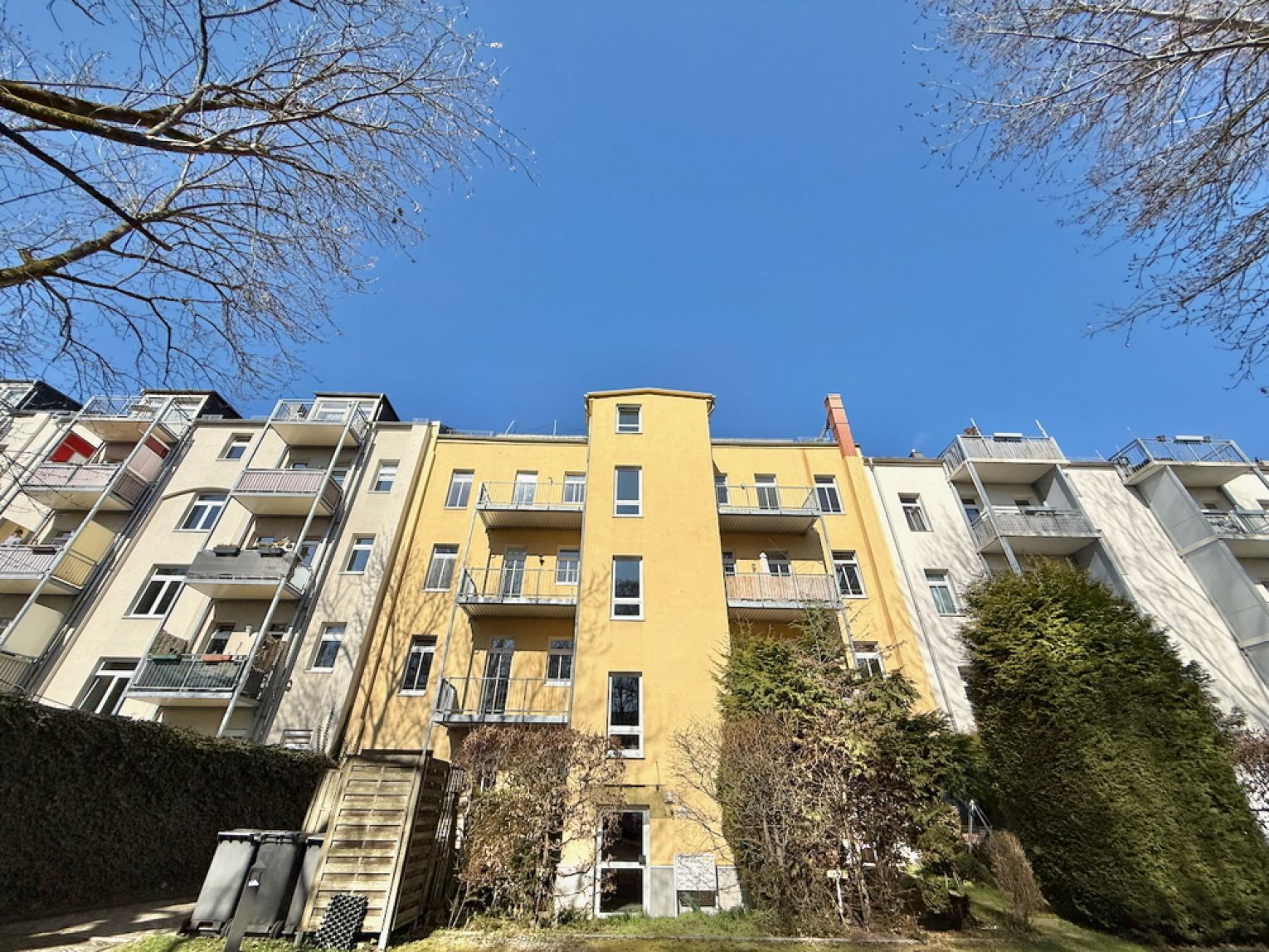 Chemnitz• Bernsdorf • 2 Zimmer • mit Balkon • Tageslichtbad • Stellplatz • schnell sein!