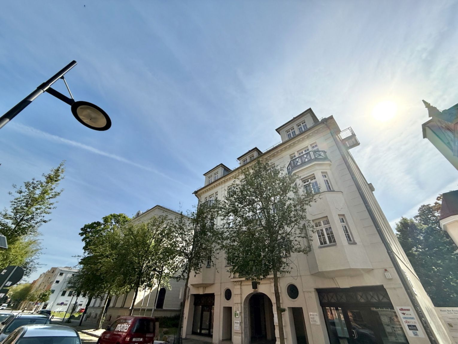 Büro • Ladenfläche • mitten in der City • gute Werbemöglichkeiten • gleich Termin vereinbaren!