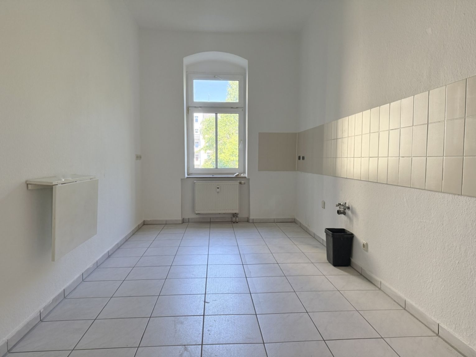 2-Raum Wohnung • in Chemnitz - Bernsdorf • Bad mit Fenster & Wanne • neu renoviert • in Uni-Nähe