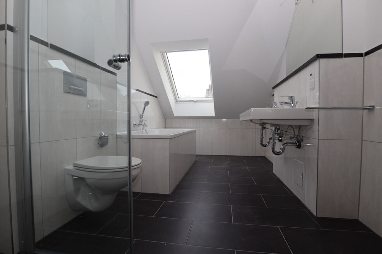 Erstbezug • Fußbodenheizung • Maisonette Wohnung • 3 Zimmer • zur Miete • Sonnenberg • in Chemnitz