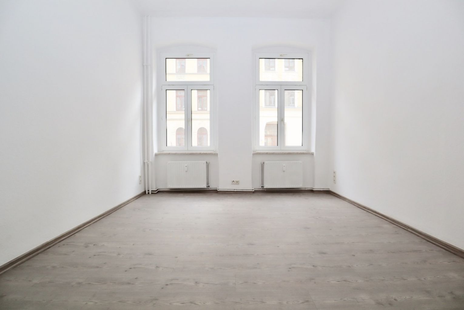 große 3-Raum Wohnung • Küche • saniert • mit Dusche • Sonnenberg • in Chemnitz • Termin vereinbaren