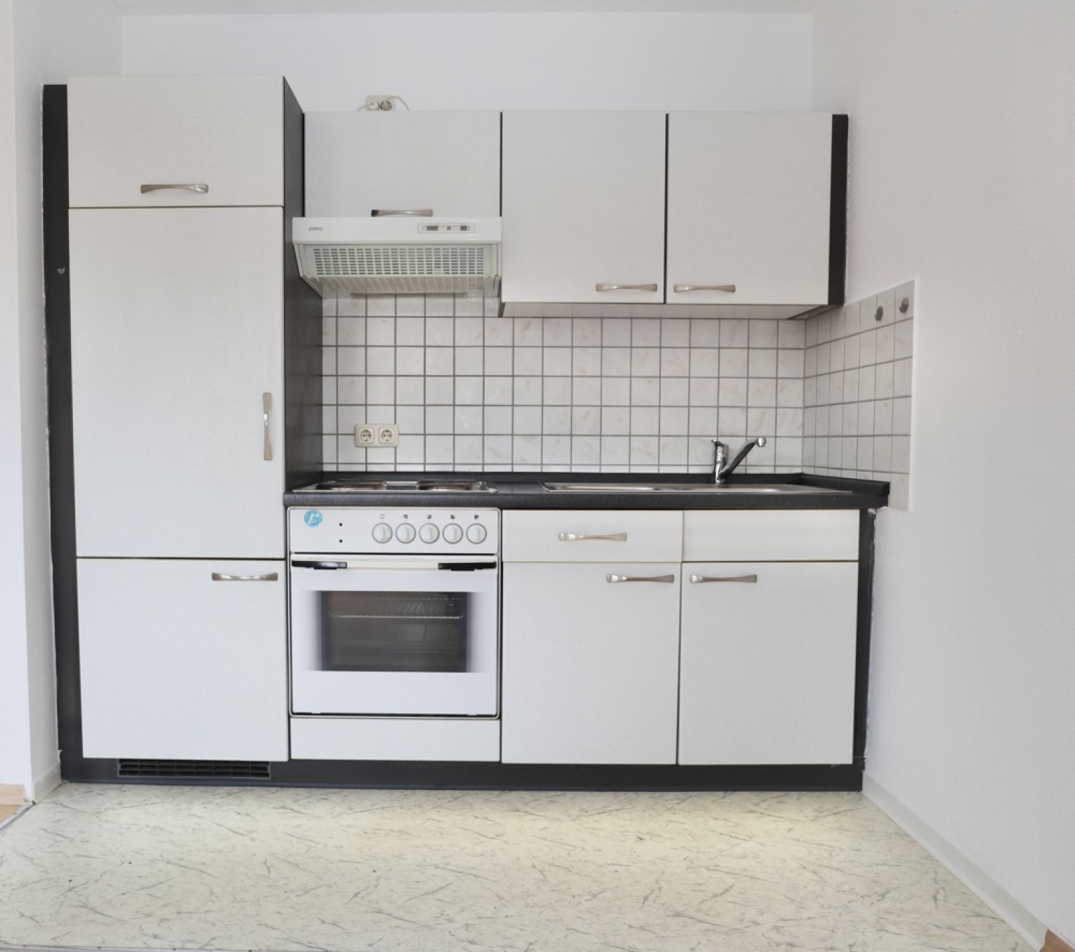 1- Zimmer • Balkon • Einbauküche • Studentenwohnung • Lutherviertel • in Chemnitz • jetzt mieten