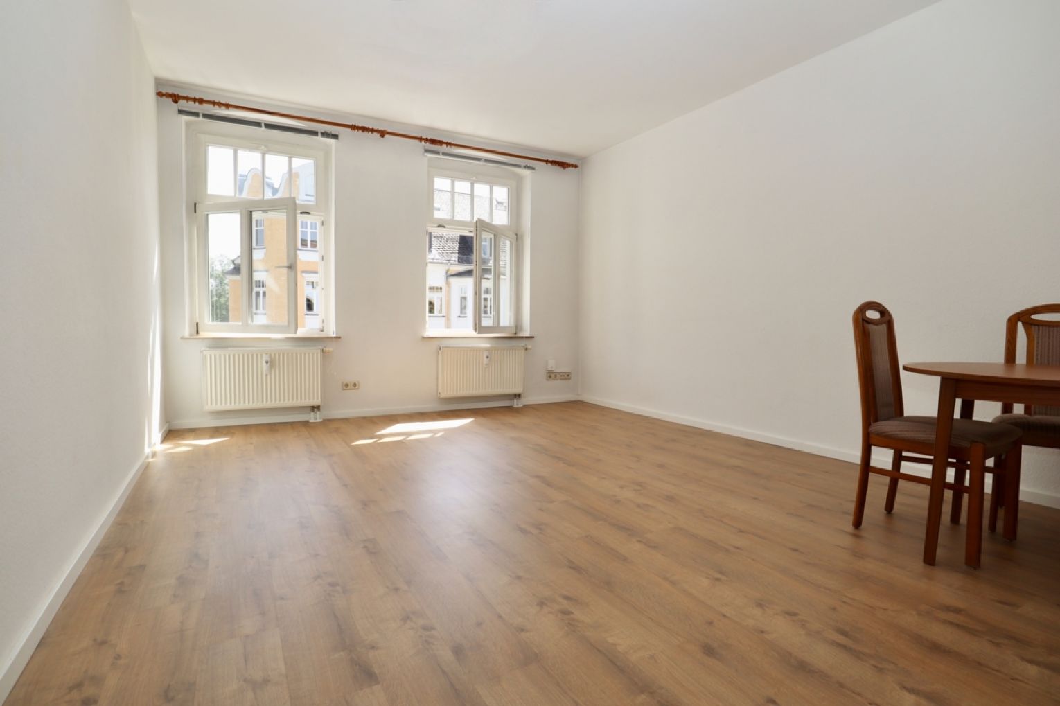 Kaßberg • jetzt schnell sein • 2-Zimmer • mit Balkon • Einbauküche •  MIETEN • bald wieder frei!