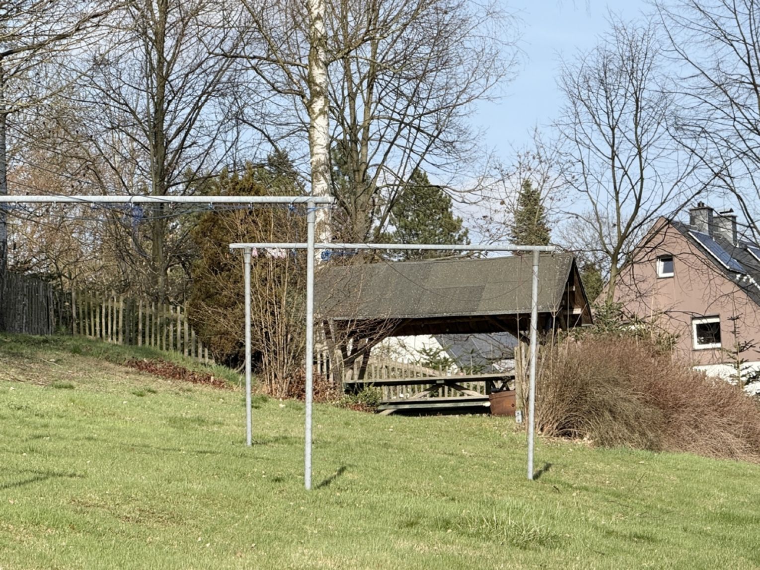 5 Zimmer • 2 Balkone • ruhig gelegen • Laminat • Stellplatz • 2 Bäder •